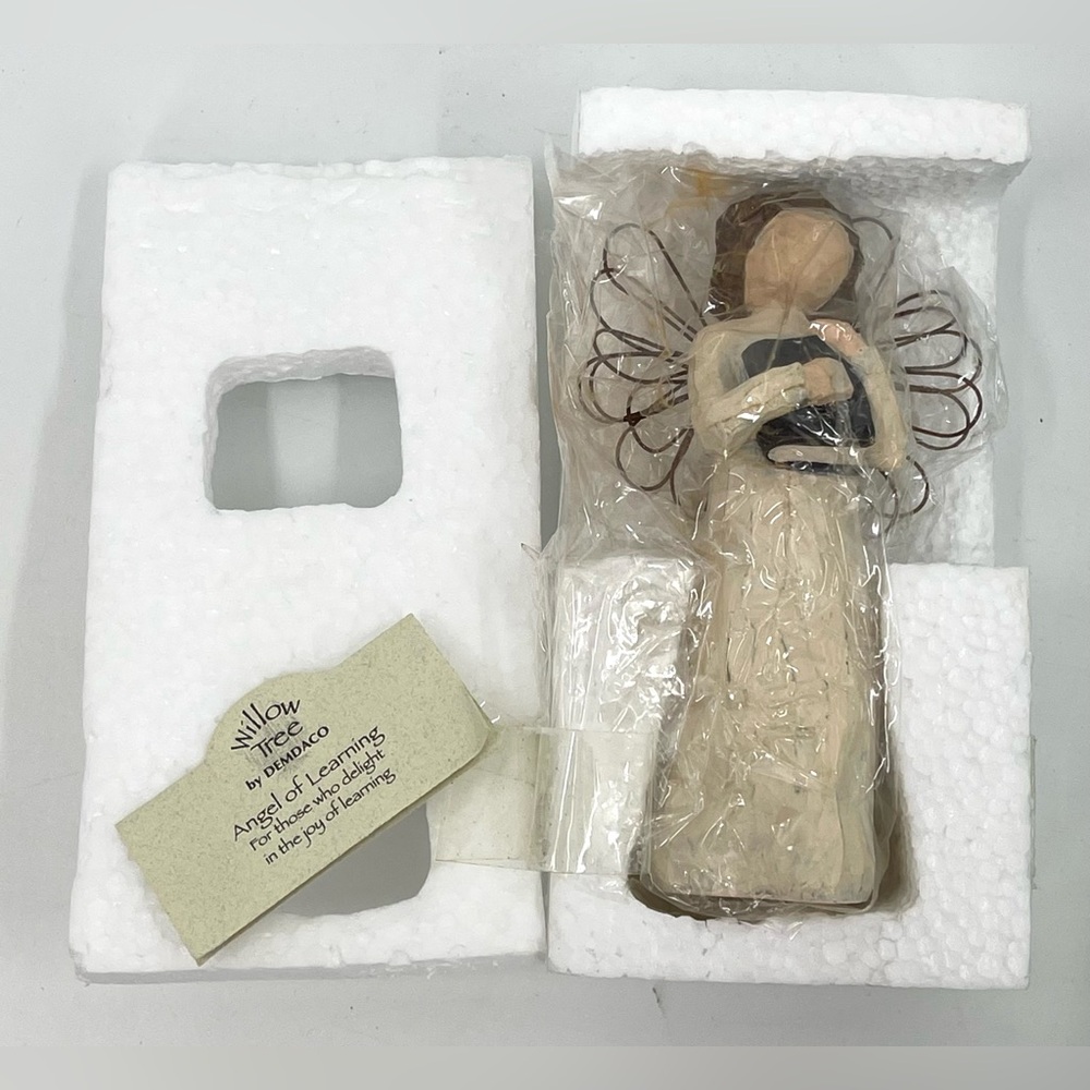 Willow Tree Demdaco “Angel of Learning” by Susan Lordi #26017 In Liner -‎ No Box